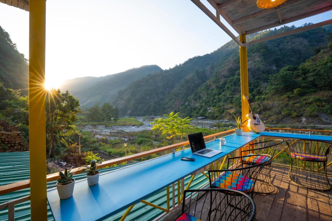 goSTOPS Dehradun, Maldevta Exteriér fotografie